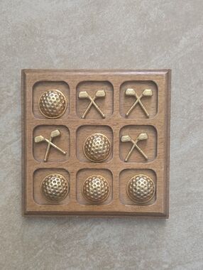 Vintage Wooden Tic Tac Toe – Gold Golf Theme